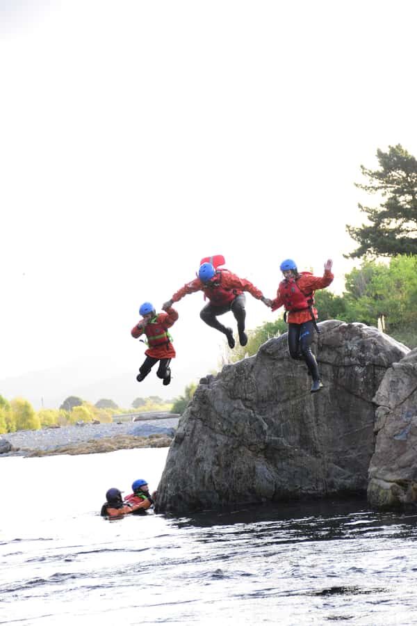 Te Awa Kairangi Grade 2 Scenic Rafting Tour - The main float: calm water that still builds anticipation
