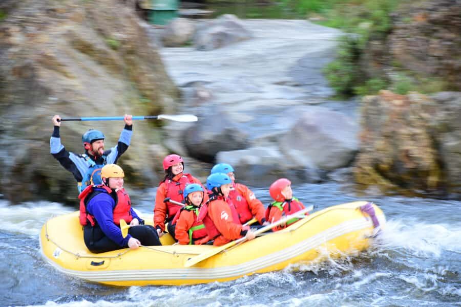 Te Awa Kairangi Grade 2 Scenic Rafting Tour - From base to river: what happens before your first rapid