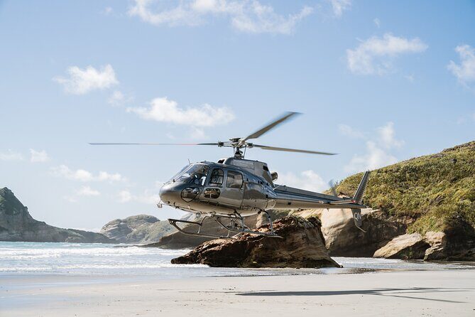 Te Tau Ihu West Coast Wilderness - Golden Bay: a short top-of-the-island finish
