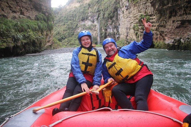 The Awesome Scenic Rafting Adventure - Full Day Rafting on the Rangitikei River - From River Valley Lodge to the Water: A day that starts on purpose