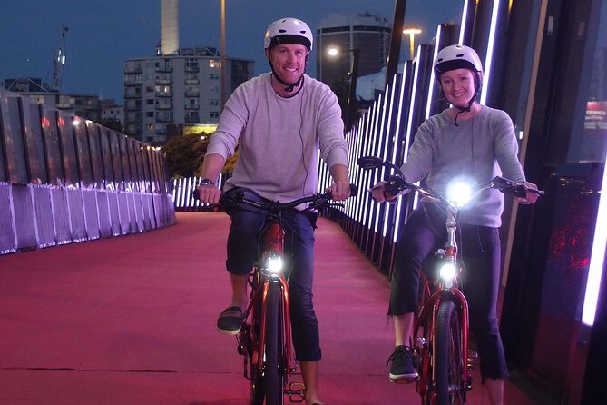 The City Lights: a unique electric bike tour of Auckland by night! - How the City Lights Tour Works: small group, e-bike ease, and headset audio