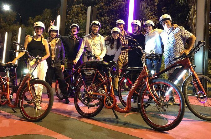 The City Lights: a unique electric bike tour of Auckland by night! - Wynyard Quarter and Silo Park: Harbour Bridge lights come into view