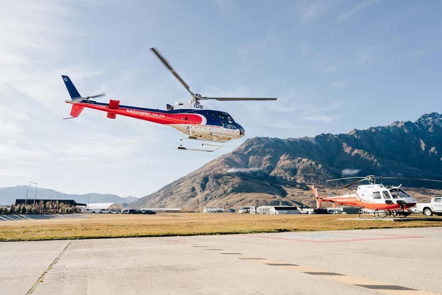 The Grand Circle 35-Minute Helicopter Tour & Alpine Landing - Helicoptering the Wakatipu Basin in 35 minutes