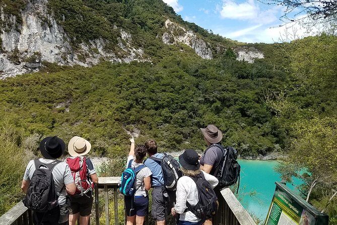 Thermal Path Tour - Waikite Valley Hot Springs and Te Manaroa Springs: soak time with living waters