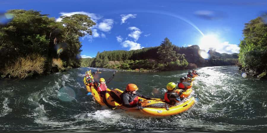 Thrilling Riverbug Adventure on the Rangitāiki River - Waterfalls, Mossy Rock Walls, and the Remote Feel
