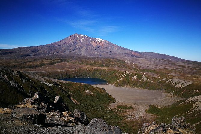 Tongariro Discovery Walk - The core hike: Mount Ruapehu viewpoints and Taranaki Falls