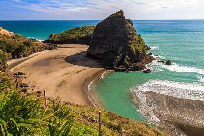 Ultimate Auckland Experience Full Day Tour with Brewery Lunch - West Coast Drama at Muriwai Beach
