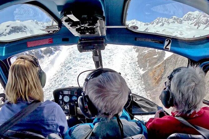 Ultimate Discovery: 3 Glaciers & Snow Landing – 45min - Mount Cook and Mount Tasman: the part you’ll recognize fast