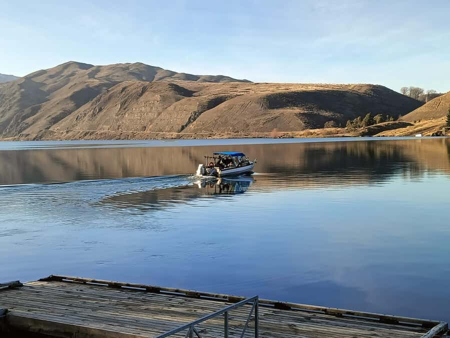 Ultimate Lake Dunstan Bike Hire, Shuttles And Boat Return - Clyde bike-to-boat switch: a short breather, then sightseeing