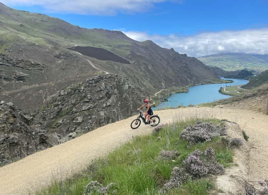 Ultimate Lake Dunstan Bike Hire, Shuttles And Boat Return - The Dunstan Explorer cruise: dam, hut, and flooded Cromwell from the water