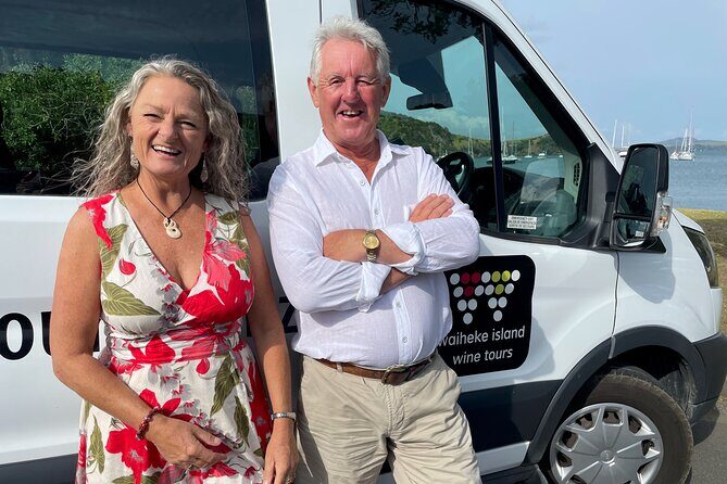 Waiheke 'FLAVOURS' of lunch Wine Oil Beer Spirits max 11 clients - Getting there and staying on schedule (10am ferry plus pickups)