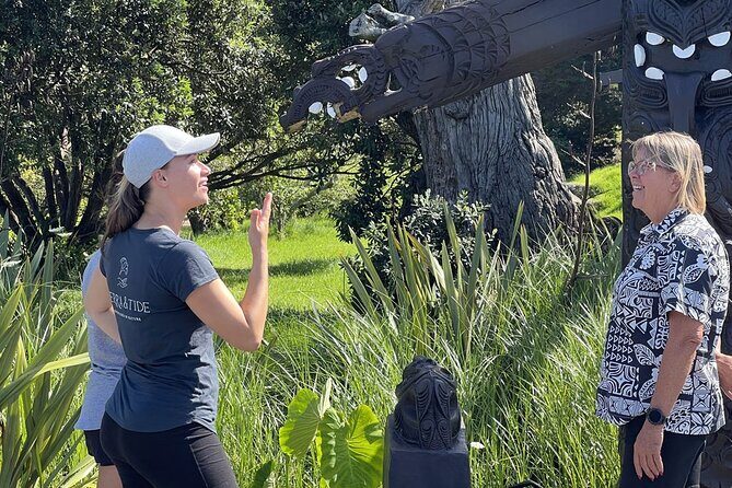 Waiheke Island History and Heritage Tour - Waiheke’s Māori community focus: carving, tattooing, language, and colonisation