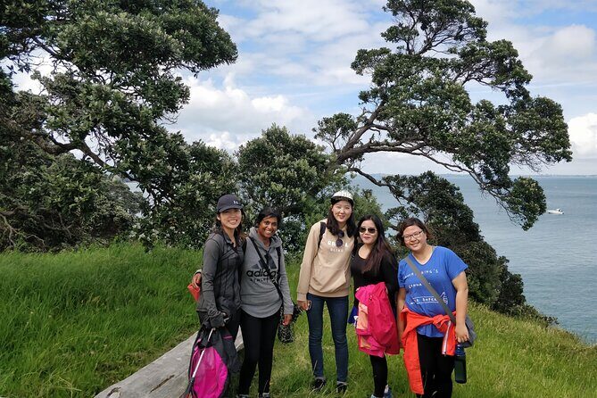 Waiheke Island Private Double Headland Walk - Southern route: Pio Rehutai Reserve, Church Bay, and a sculpture stop