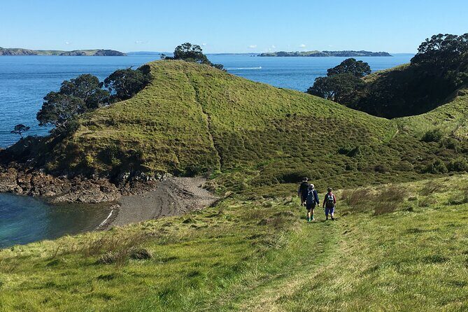 Waiheke Island Private Double Headland Walk - What to wear and pack for a five-hour hilly coastal walk