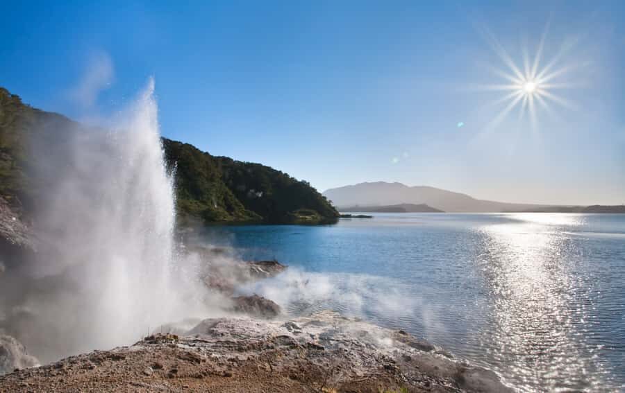 Waimangu: Volcanic Valley Walk and Lake Rotomahana Cruise - Inferno Crater and Frying Pan Lake: the two stops to plan around