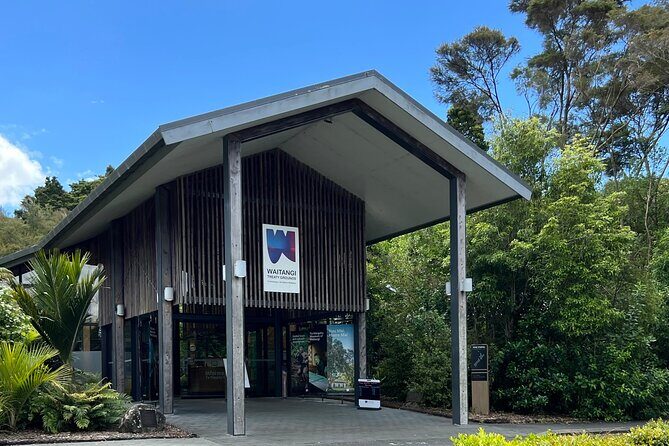 Waitangi Treaty Ground Day Trip Private Transport From Auckland - Waitangi Treaty Grounds: how to plan for the 2-hour visit