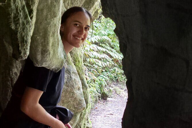 Waitomo E-bike ride including enchanting bush walk - Starting at Waitomo Village: coffee, wifi, and a calm safety briefing