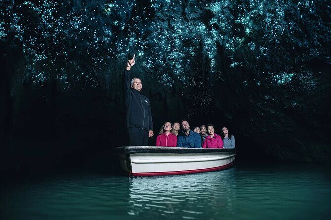 Waitomo Glow Worm Caves - Timing reality check: why the day feels long