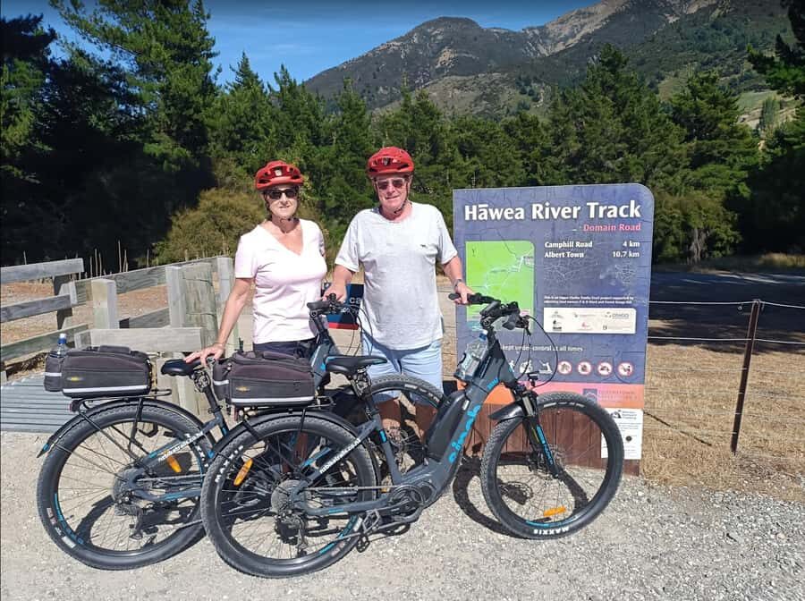 Wānaka And Hāwea: Trail Ride on Bike or E-Bike - Pace and timing: how to plan your day around this 3–4 hour window