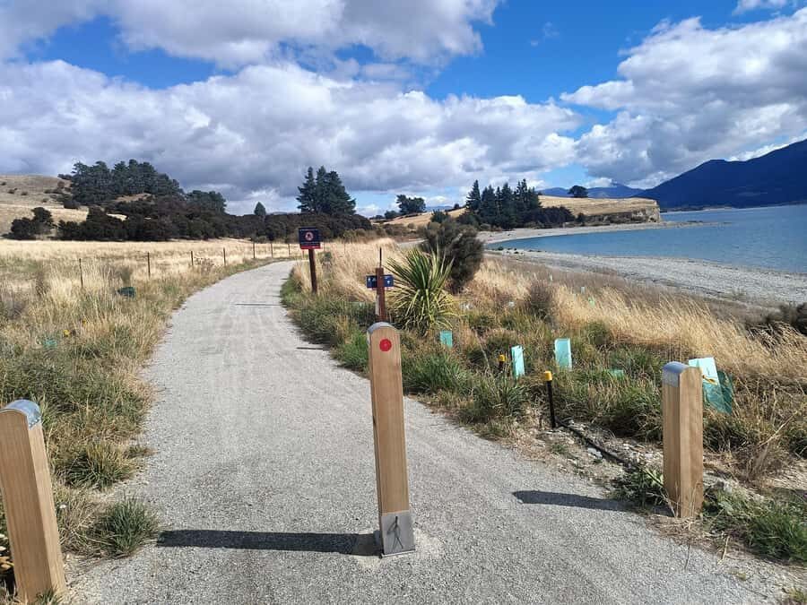 Wānaka And Hāwea: Trail Ride on Bike or E-Bike - Support that keeps it low-stress: self-guided with a safety net