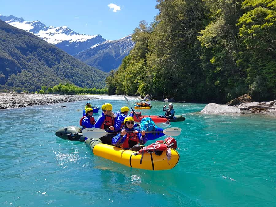 Wanaka: Full-Day Guided Packrafting Tour with Lunch - Getting to the action: Wanaka meeting point and the mountain shuttle