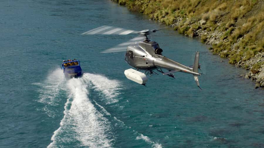 Wānaka: Heli Siberia Max - Helicopter Flight, Hike, Jet Boat - Backcountry Helicopters: the calm start before the Alps