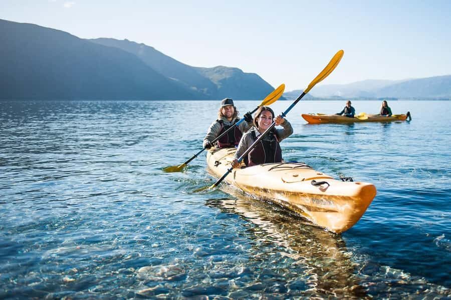 Wanaka: Lake Wanaka Guided Kayak Tour - The guide factor: local stories that make the scenery mean more