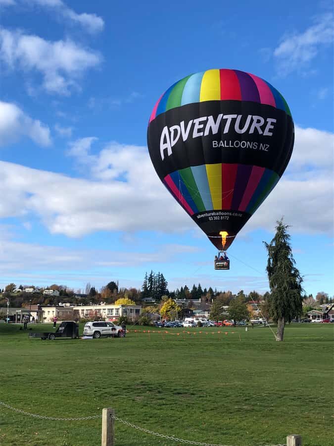 Wanaka: Scenic Hot Air Balloon Flight - What the Flight Shows: Lake Wanaka, Lake Hawea, and the Southern Alps