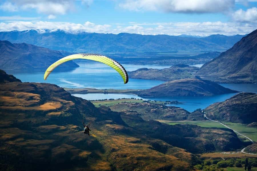Wanaka: Tandem Paragliding Experience - Pub Corner to the air: takeoff without the scary movie feeling