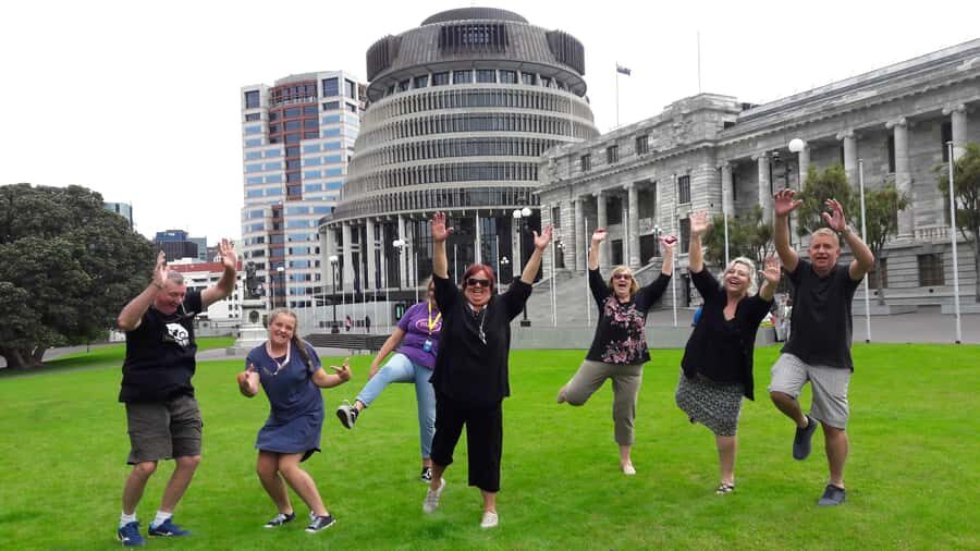 Wellington: City Highlights Tour with Cable Car Ride - Mount Victoria first: the quickest way to understand Wellington
