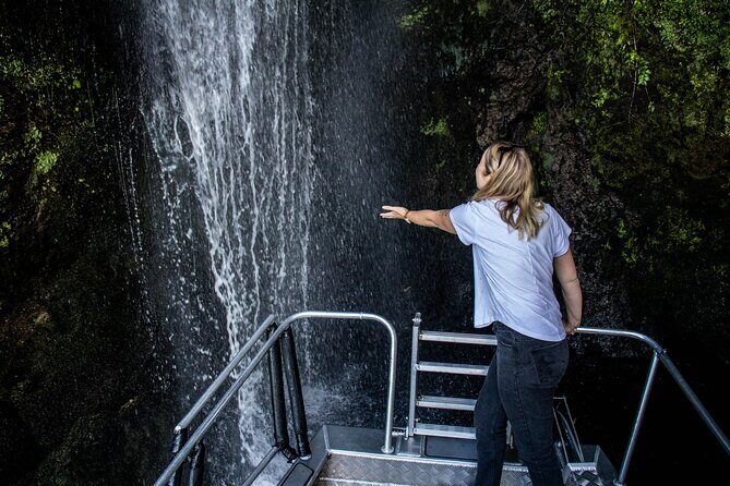 Western Bays Sightseeing Tour from Kinloch Lake Taupo - Quick hits before you go