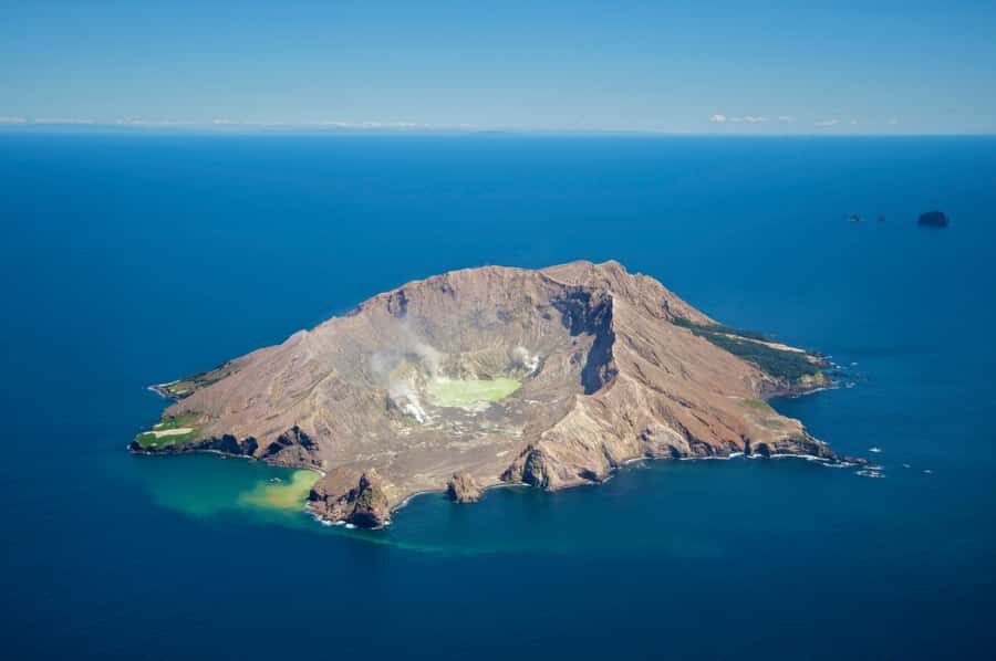 Whakaari - White Island Cultural and Flight Experience - Whakaari and White Island From the Air: The Real Point of a 1-Hour Flight