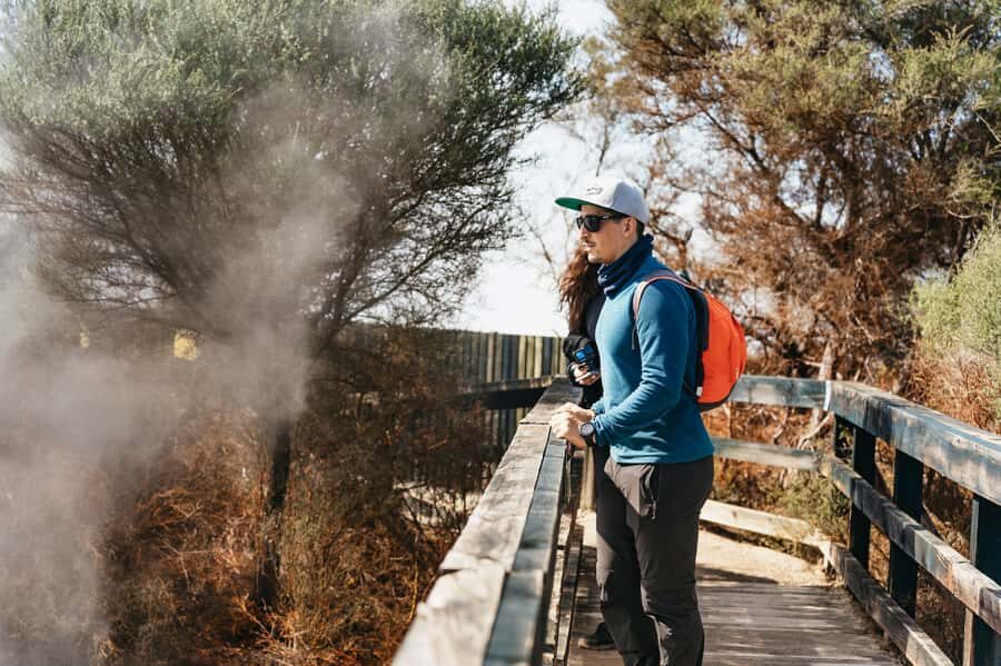 Whakarewarewa: Self-Guided Geothermal Trails - Hot-spring lakes and bubbling mud pools: the heart of the experience