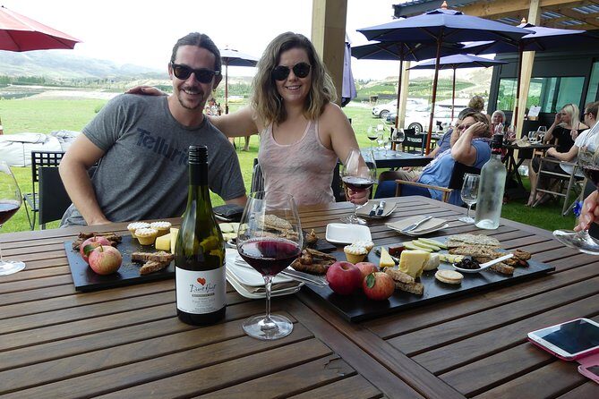 Wine Tour & Maori Culture Wanaka - A half-day mix of Central Otago wine and Māori manaaki