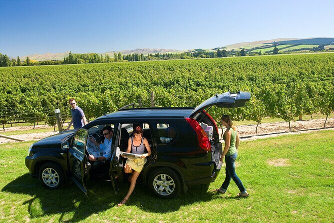 Wine trail and Christchurch City - Luxury, Small Group Tour - Port Hills viewpoints plus She Chocolate: the sweet ending with skyline pay-off